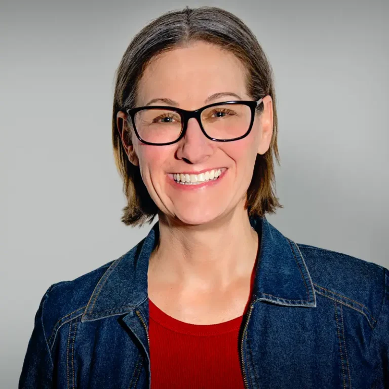 Lori Rapach